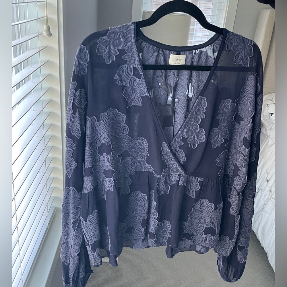 Aritzia Wilfred blouse